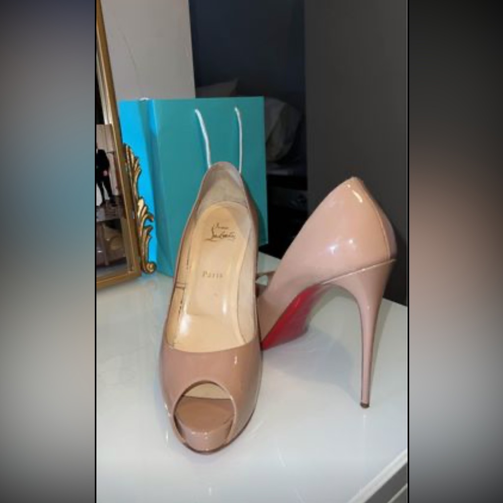 Christian Louboutin Very Prive Heels Eu 42